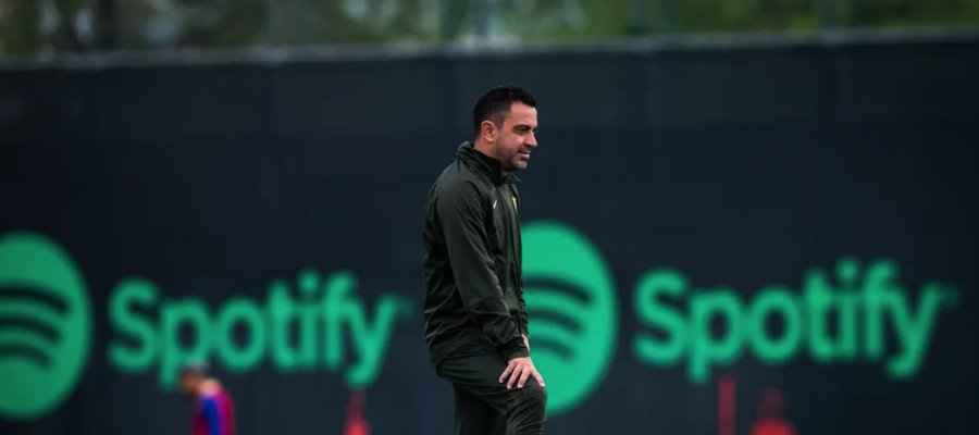 "Sólo quiero lo mejor para el club de mi vida; siempre estaré su disposición": Xavi