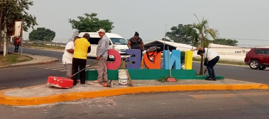 Vecinos de Indeco reparan letras distintivas; ahora tendrán reflectores solares