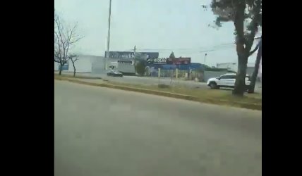 Captan vehículo a alta velocidad y en sentido contrario en Periférico de Villahermosa