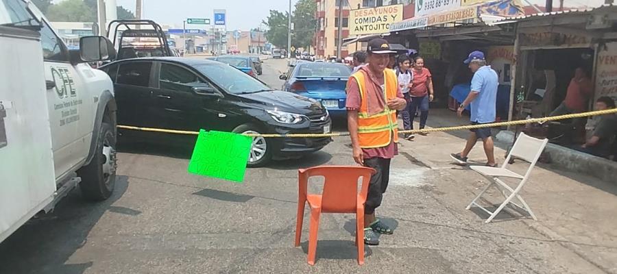 Bloqueos en 3 colonias de Villahermosa por fallas de luz