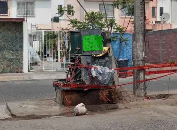 Con bolsas de hielo enfrían transformador en Veracruz