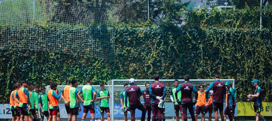 Santi Giménez, Edson Álvarez y Orbelín Pineda, reportan con el Tri para partidos amistosos previo a Copa América