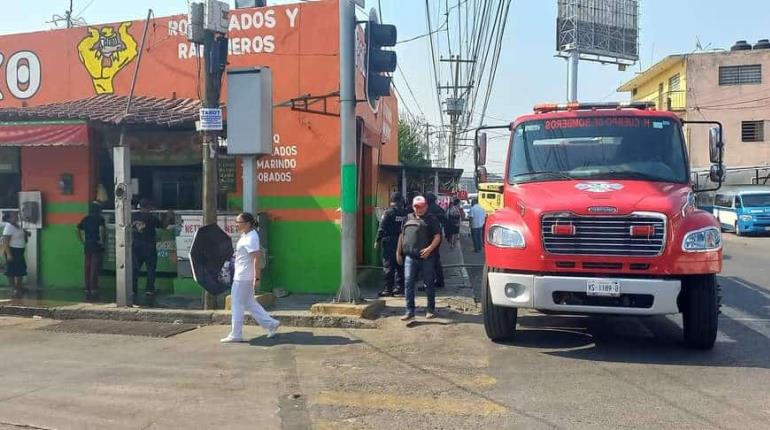 Se incendia pollería en Bastar Zozaya y Castillo