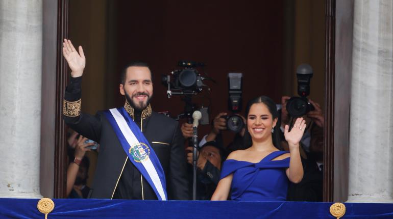 Nayib Bukele es investido para su segundo mandato como presidente de El Salvador