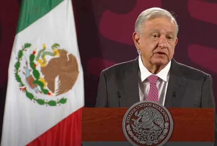 Estima AMLO cerrar en agosto circuito del Tren Maya con el Transístmico