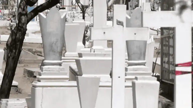 Realizarán operativo de fumigación y descacharrización de panteones en vísperas del Día de Muertos