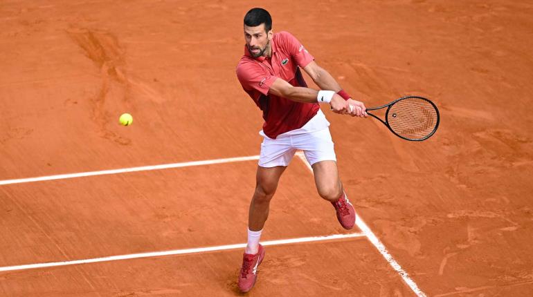 Djokovic se lesiona de la rodilla y se retira del Roland Garros