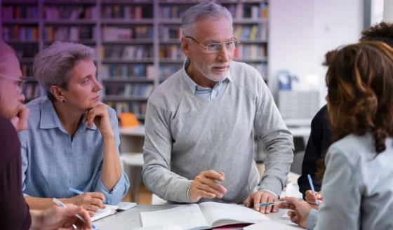 Lanzan cursos gratuitos para ayudar a familiares de personas que viven con autismo
