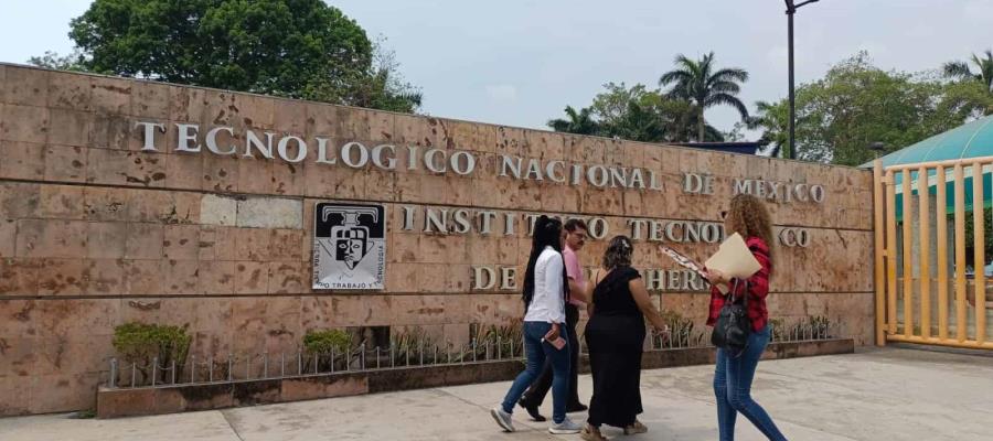 Docentes acusan a director del Tec de Villahermosa de incitar a la violencia