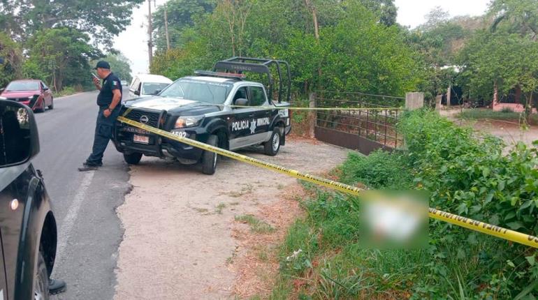 Lo hallan sin vida a orilla de carretera en Cucuyulapa, Cunduacán