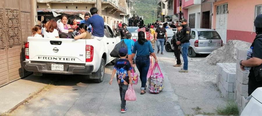 Por violencia en Tila, Chiapas, familias se refugian en albergues