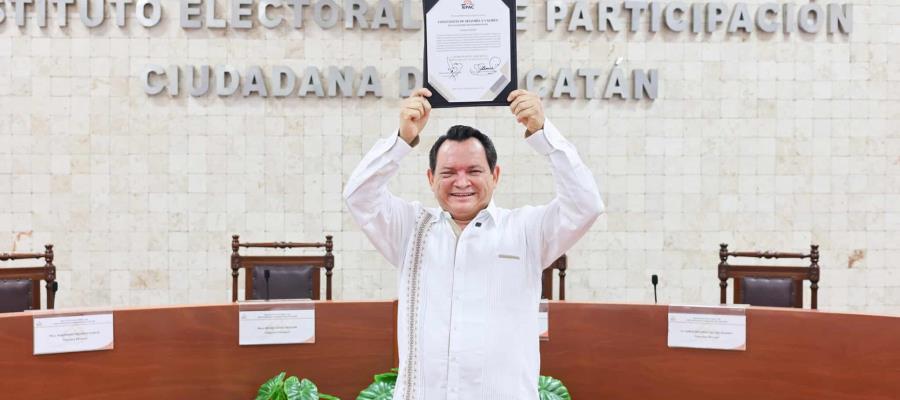 Entregan constancias de mayoría a gobernadores electos