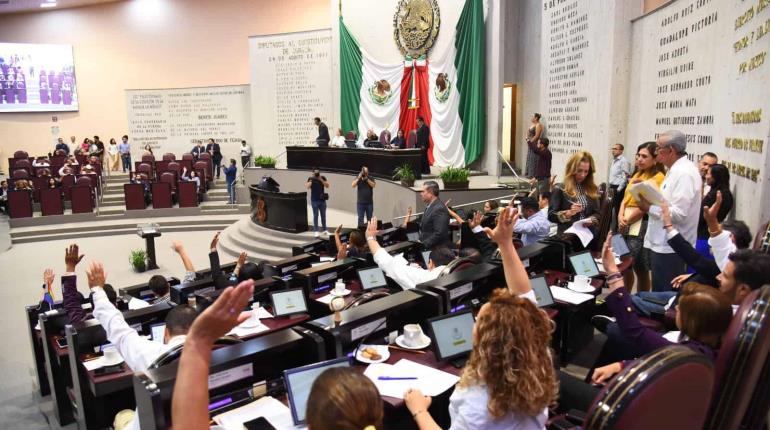 Legisladores de Veracruz le ganan a los tabasqueños y aprueban donación de inmuebles al IMSS-Bienestar