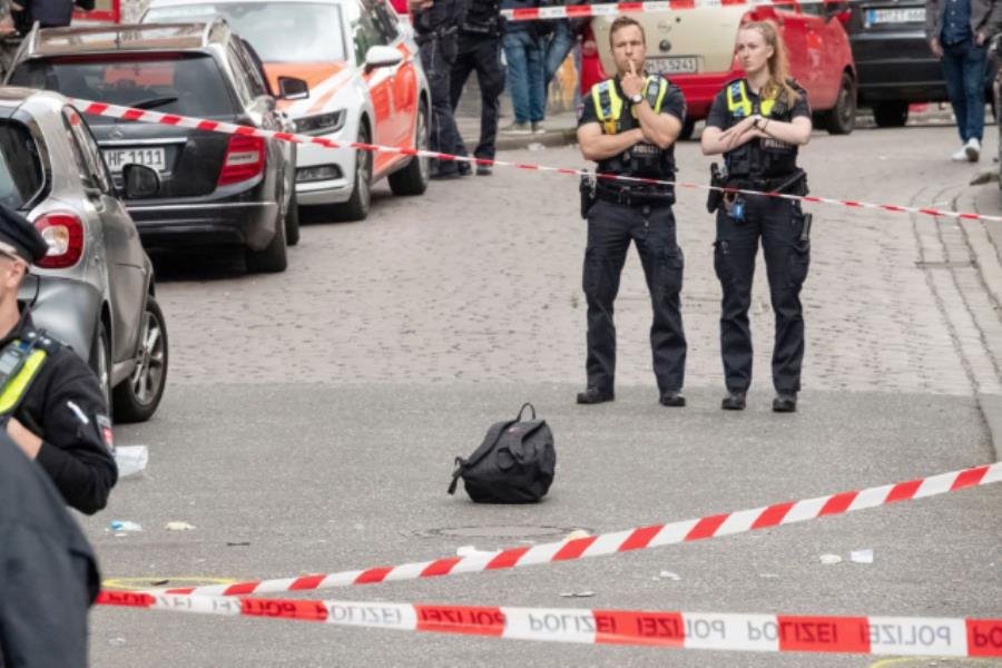 Por amenazar a aficionados, policía alemana abate a hombre previo al Polonia vs Países Bajos de Euro 2024