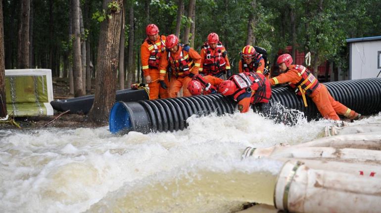 En China evacuan a 36 mil personas por inundaciones