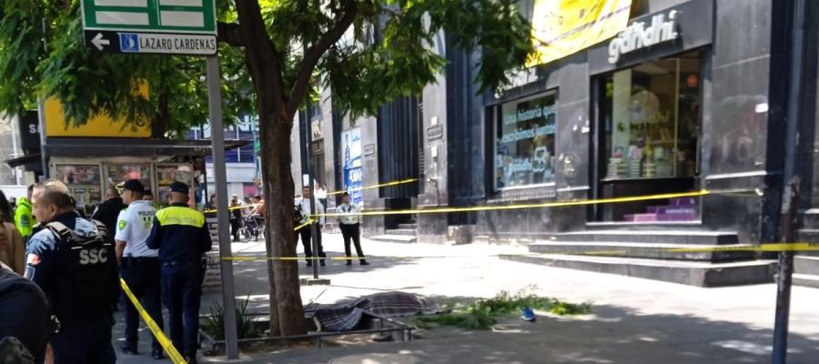 Muere hombre tras caer de sexto piso en CDMX