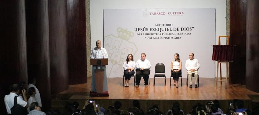 Inaugura Gobernador Merino rehabilitación de auditorio de la biblioteca Pino Suárez