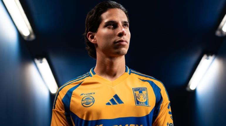 Tigres presenta nuevo jersey para temporada 2024-25 de Liga Mx con Diego Lainez de modelo