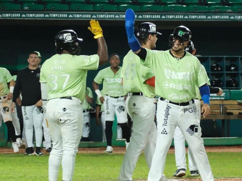 Olmecas se queda con la serie ante Conspiradores con 2 Grand Slams de Dawel Lugo: ganan 11-4 