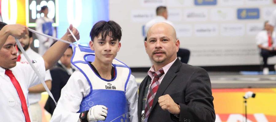 Tabasqueño Adrián Lara gana medalla de oro en Taekwondo en juegos Conade