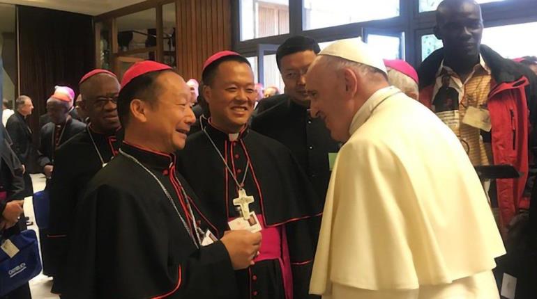 Bajo acuerdo con Pekín, Papa Francisco logra nombramiento de obispo en China