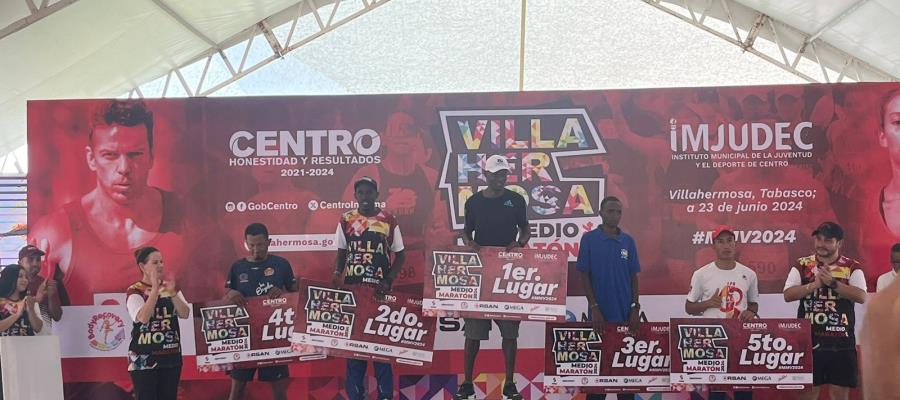 Legión keniana arrasa con medio maratón de Villahermosa