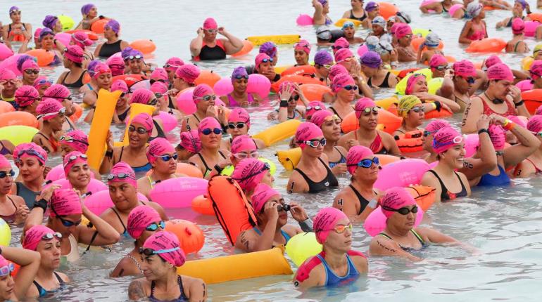 Tabasqueños destacan en Maratón de Aguas Abiertas en Bacalar 