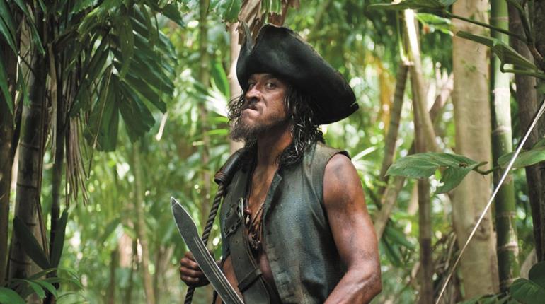 Muere actor de Piratas del Caribe y Lost en Hawái tras ser atacado por tiburón