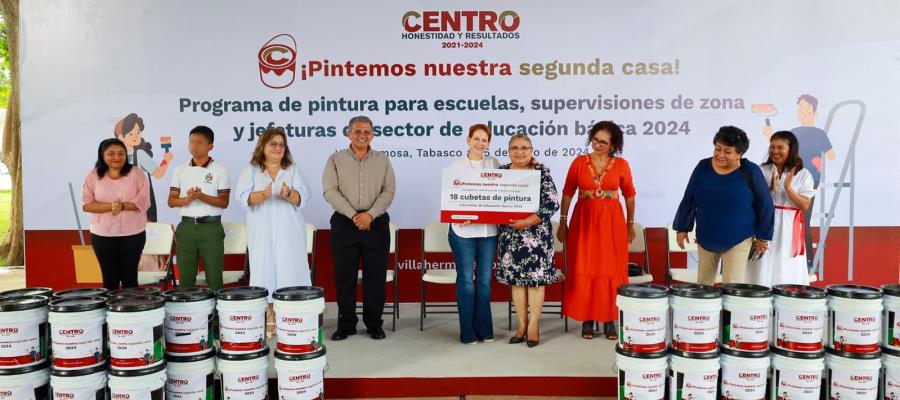 Entrega Centro apoyos a 84 escuelas con programa ´Pintemos nuestra segunda casa´