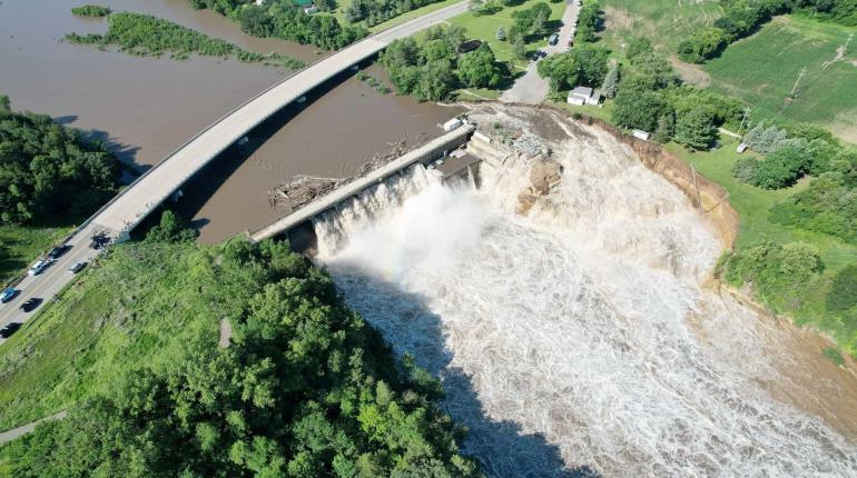 Presa de Minnesota a punto de colapsar tras fuertes lluvias