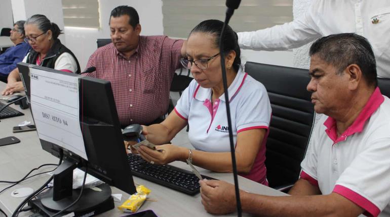 Destruye INE Tabasco más de 2 mil credenciales por actualización del padrón electoral