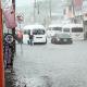 Encharcamientos y accidentes dejan lluvias en Villahermosa