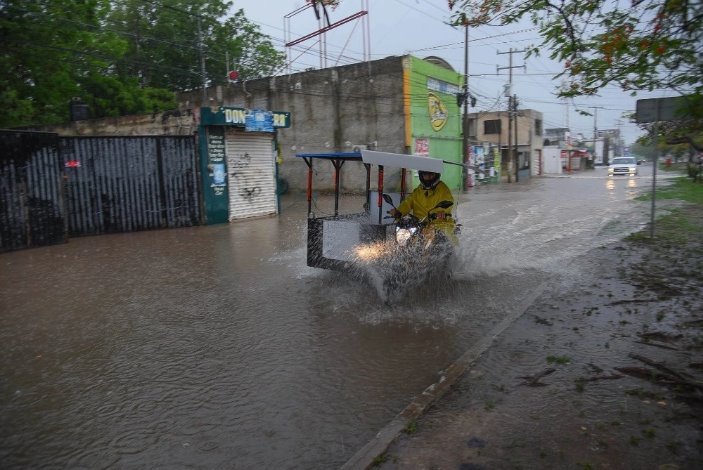 Campeche suspende clases en nivel básico en municipios costeros por Beryl