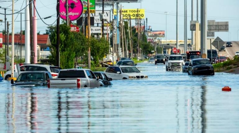 Biden declara zona de desastre en Texas tras paso de la tormenta "Beryl"