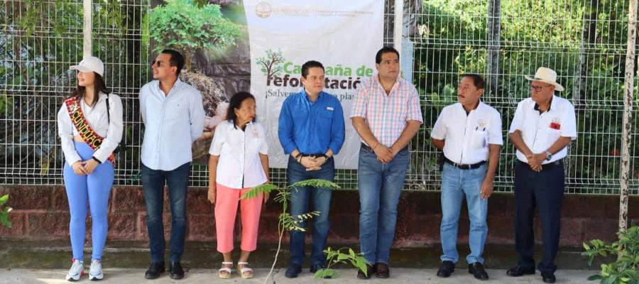 Realizan en Cunduacán campaña de reforestación ´Salvemos nuestro planeta´