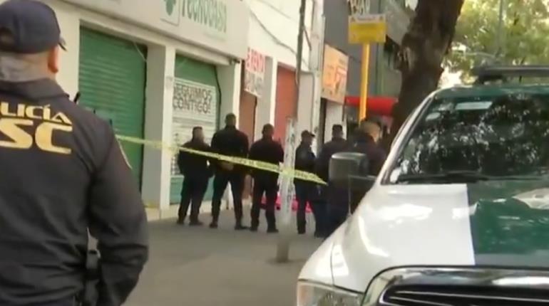 Pasajero impide asalto a camión y asesina a uno de los delincuentes en CDMX