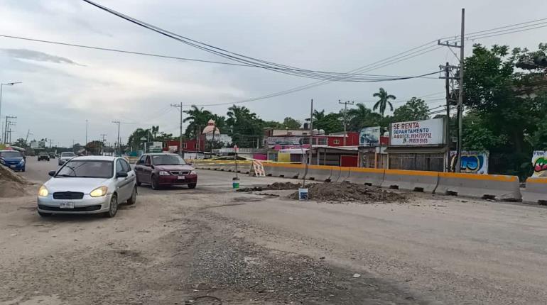 Pavimenta CEAS bache en la Villahermosa-Nacajuca tras reparación de fuga