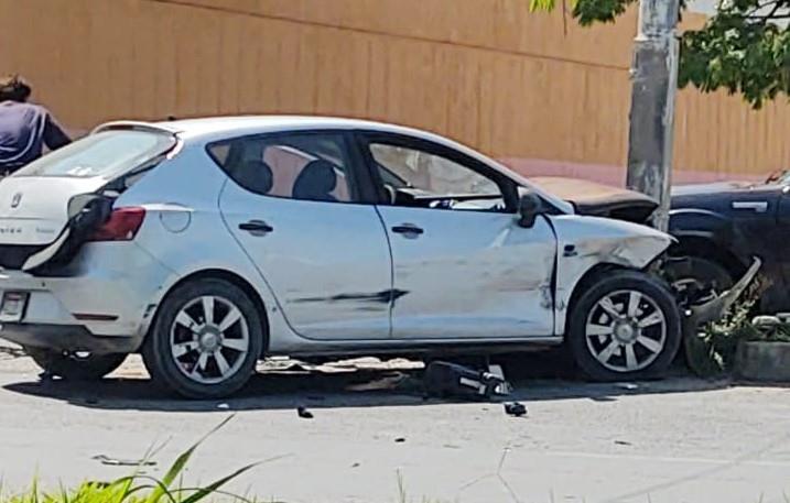 Aparatoso accidente en Periférico; no hay heridos