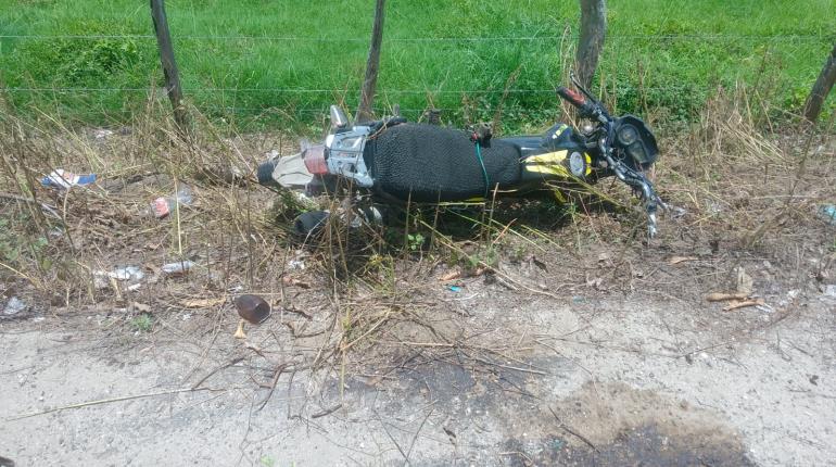 Balean a motociclistas en Gregorio Méndez, Comalcalco