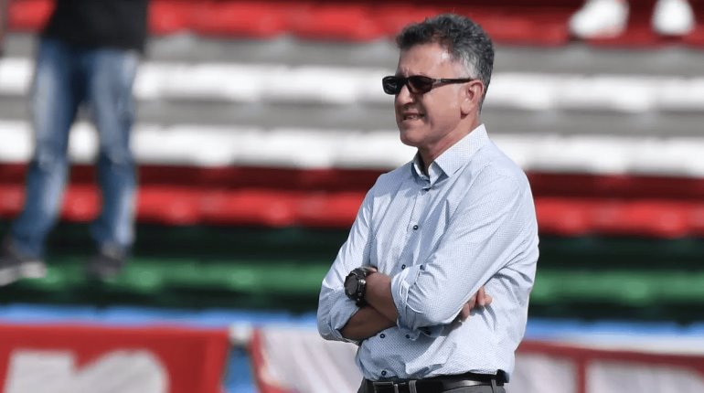 Juan Carlos Osorio revela que su error profesional más grande ha sido no seguir al frente del TRI