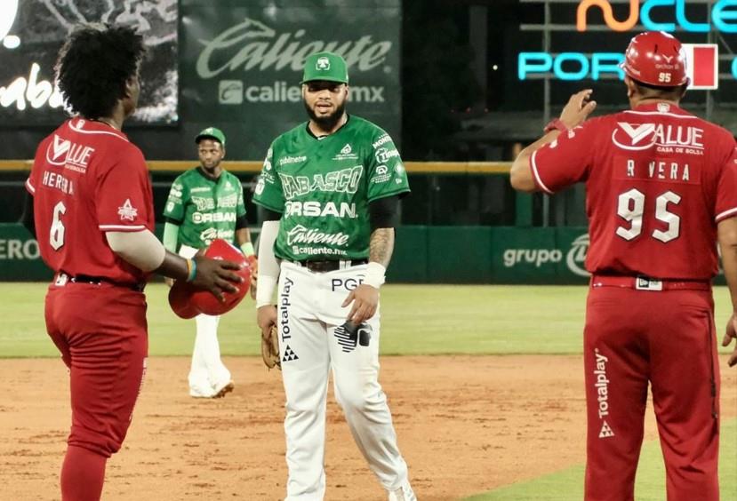 Olmecas cae 9-1 ante El Águila de Veracruz y pierden la serie en el Centenario