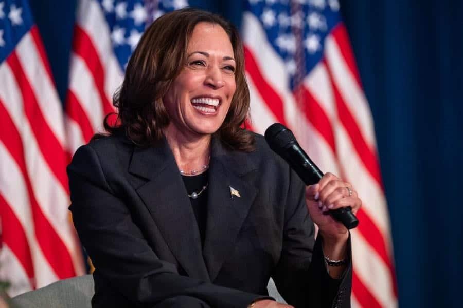 Recauda Kamala Harris más de 27.5 mdd de donaciones en primeras horas de campaña