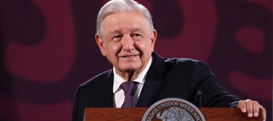 Celebra AMLO ratificación de Zoé Robledo en el IMSS con Sheinbaum