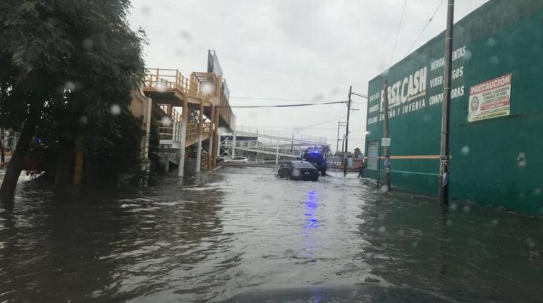 Evacuan a 80 personas por afectaciones por lluvias en SLP; 150 más están incomunicadas