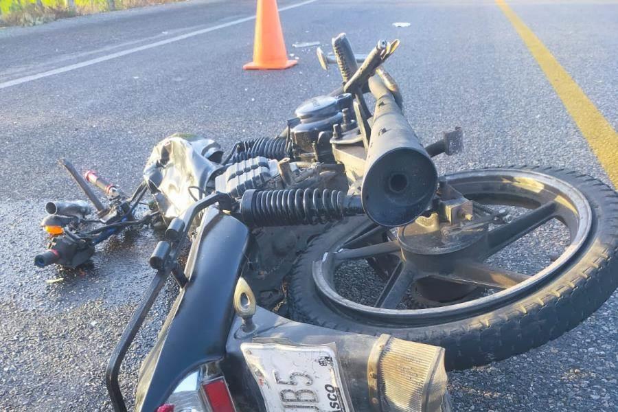 Muere motociclista tras chocar con autobús en la Villahermosa-Frontera