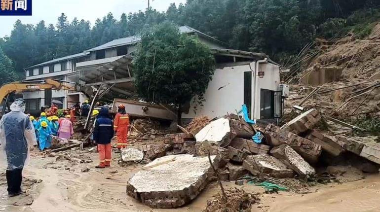 Deslizamiento de tierra tras tormenta "Gaemi" en China deja 15 muertos