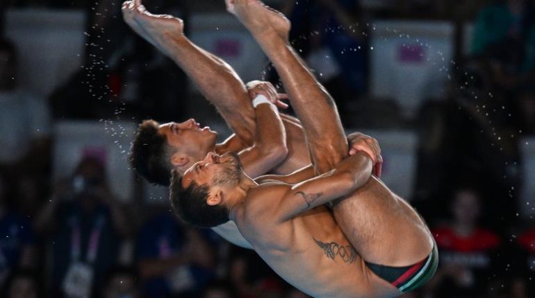 Dupla mexicana acaricia bronce en sincronizados plataforma 10m