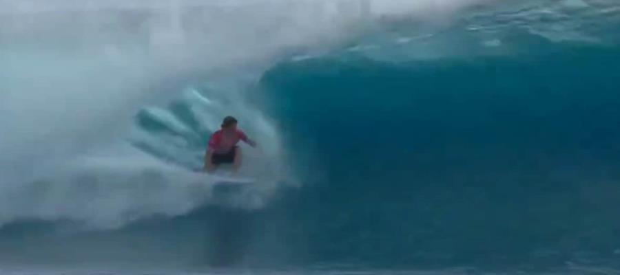 El mexicano Alan Cleland avanza a Octavos de Final de surf olímpico