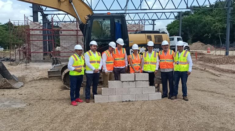 Colocan primera piedra de Bodega Aurrera en Macultepec y anuncian dos sucursales más