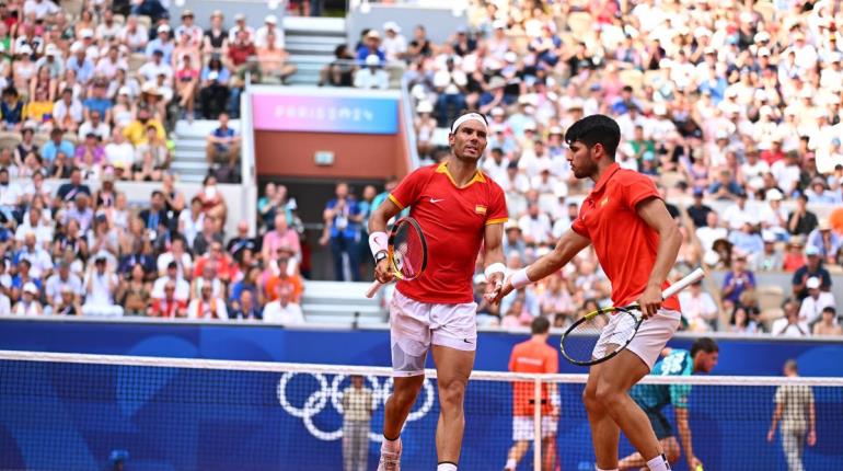 Dupla de Carlos Alcaraz y Rafa Nadal avanzan a 4tos de final en Tenis en París 2024